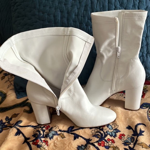 Brand new Kenneth Cole NY boots. - Picture 3 of 3